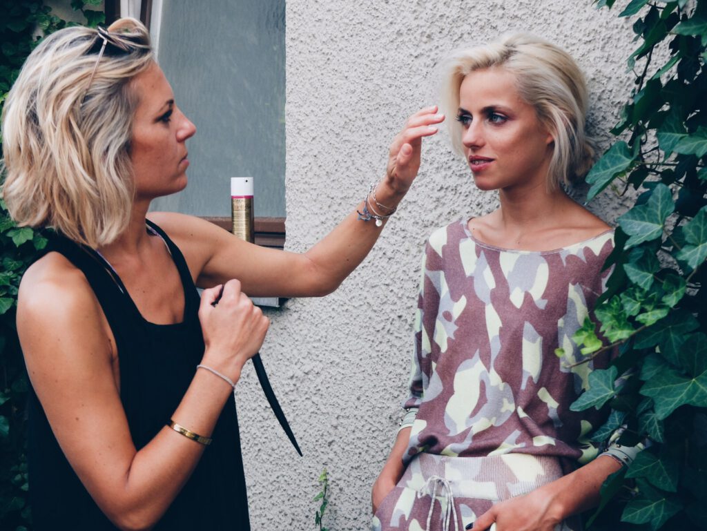 Portfolio Daniela Madaus Beyond Make-up Make-up & Hair Artist Awareness Coach