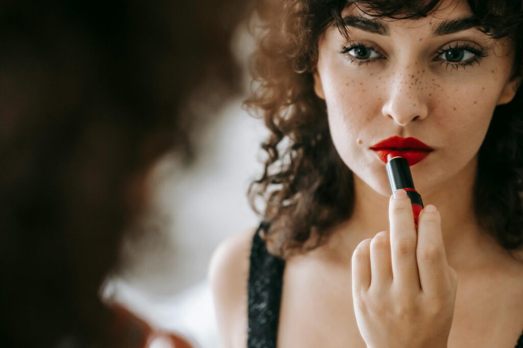 Blog Beitrag Daniela Madaus Beyond Make-up Make-up & Hair Artist Awareness Coach